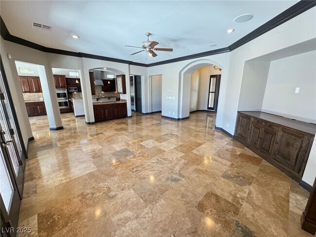 Foto del edificio - 9281 Ram Creek Ln