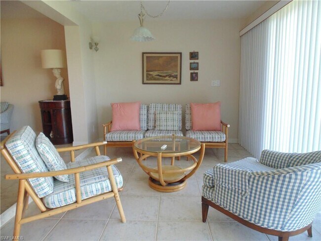Foto del edificio - 3323 SE 19th Ave