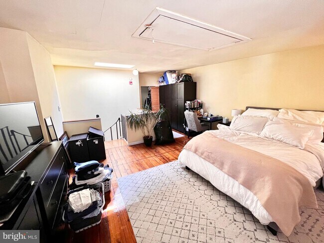 Foto del edificio - 1527 Pine St