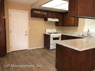 Building Photo - 3 br, 2 bath House - 14800 El Cariso Rd