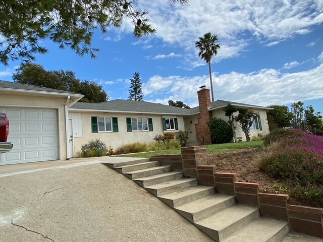 Building Photo - 214 Bellino Dr