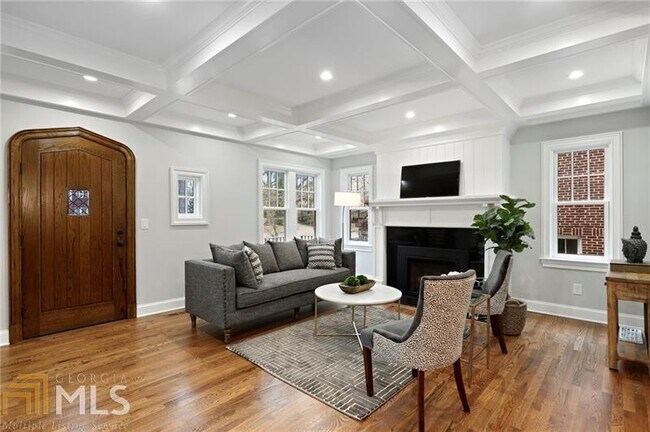 Foto del edificio - 1309 Stillwood Dr NE