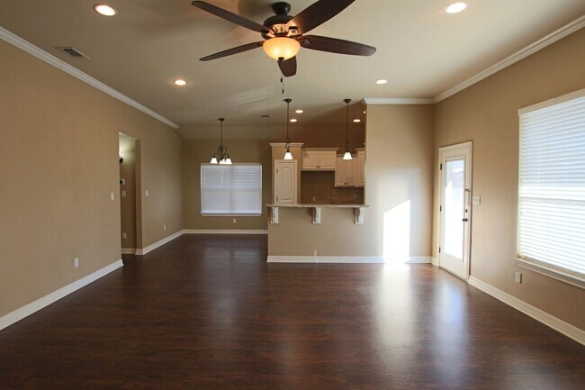 Foto del edificio - Gorgeous 3 Bed 2 Bath Home in Bullard! Coming Soon!