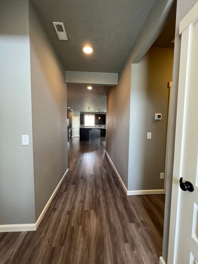 Foto del edificio - 3803 Providence Ln