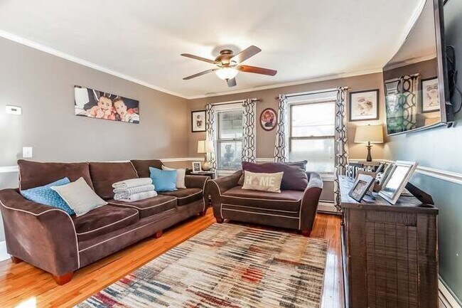 Foto del edificio - 44 Fairfax St