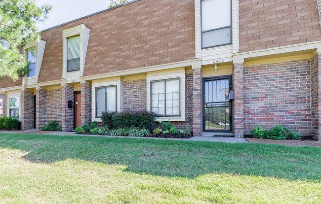 Building Photo - 6601 Poplar Ave