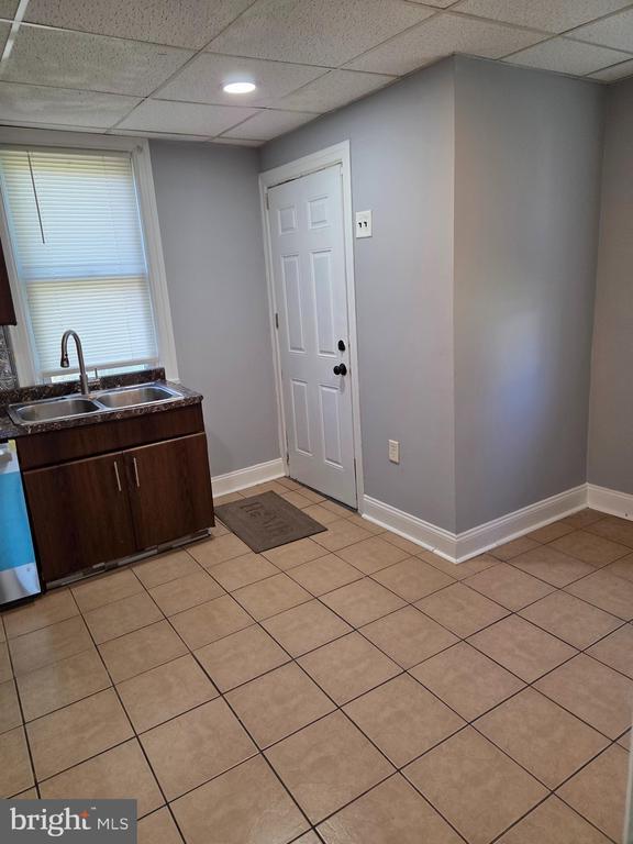 Building Photo - 1954 Kohl St