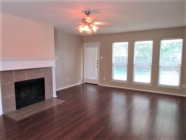 Building Photo - 9836 Carter Dr