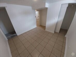 Building Photo - 1645 Cahoon St