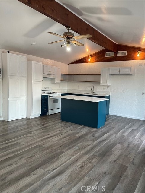 Building Photo - 10865 Wagon Train Ln