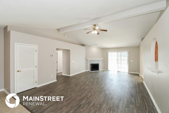 Foto del edificio - 8294 Rocky Creek Ct