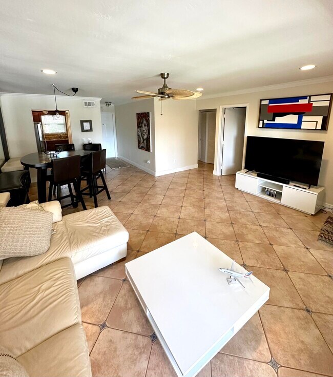 Foto del edificio - 2501 S Ocean Blvd