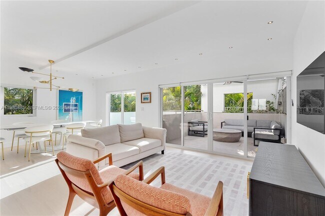 Foto del edificio - 828 3rd St