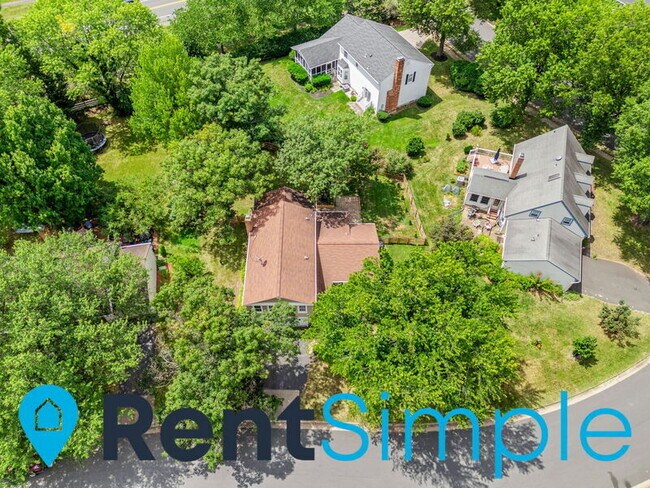 Foto del edificio - 13611 White Barn Ln