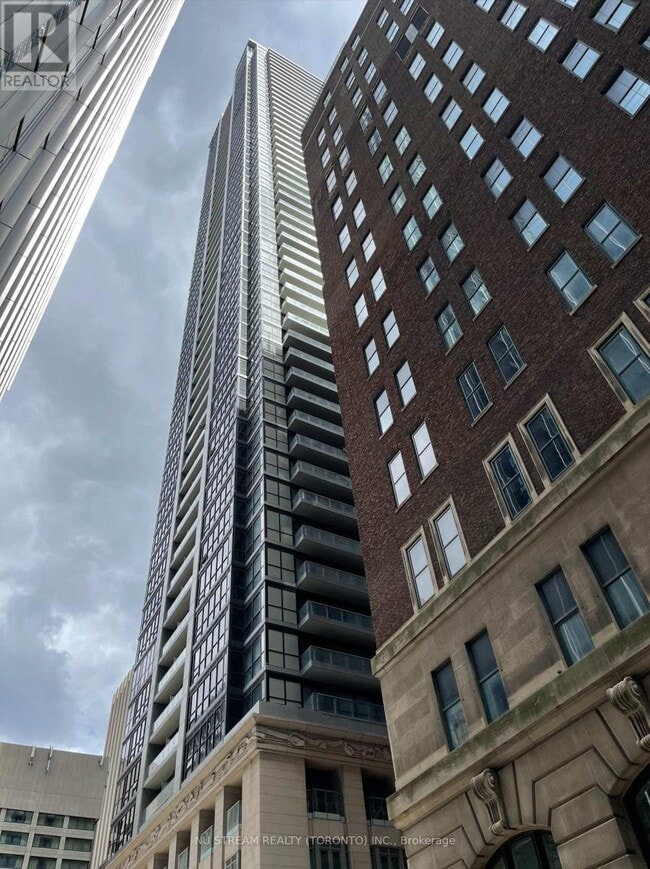 Building Photo - 70-4070 Temperance St