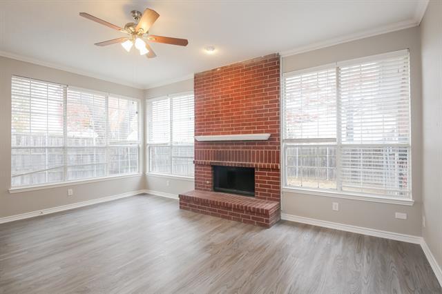 Foto del edificio - 8205 Lake Bend Dr