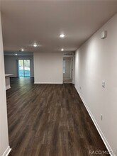 Building Photo - 2845 W Gardenia Dr