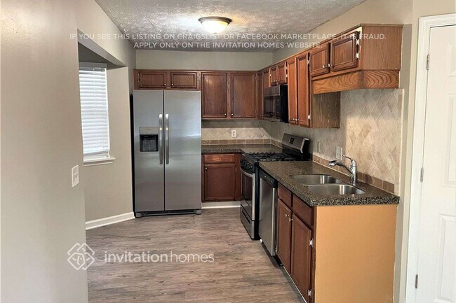 Foto del edificio - 1046 Kennesborough Rd NW