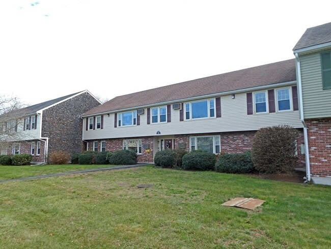 Building Photo - 4 Cicero Dr