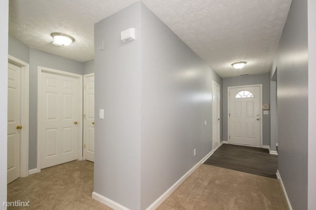 Building Photo - 75 Slate Dr