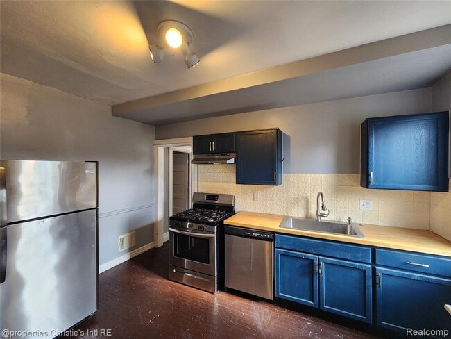 Building Photo - 605 E Bethune St