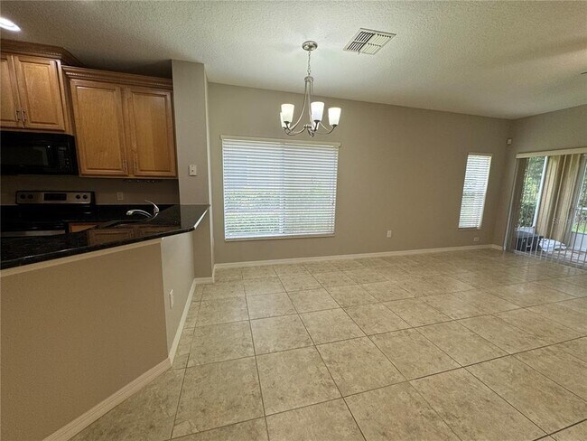 Foto del edificio - 8552 Trail Wind Dr