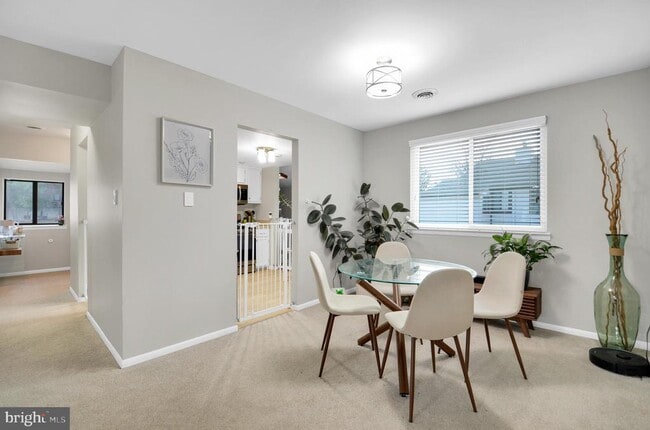 Foto del edificio - 46-6 Holly Dr