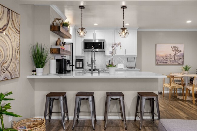 Foto del edificio - 9189 Village Glen Dr