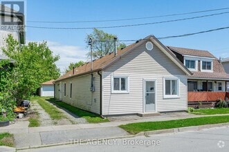 Building Photo - 237 Mitchell St