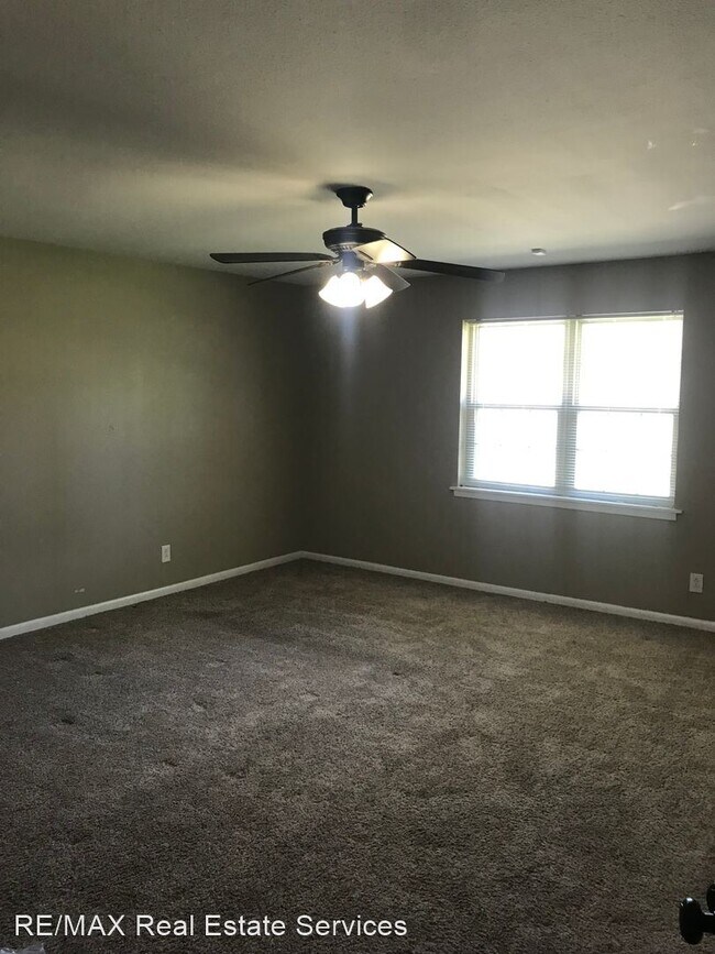 Building Photo - 2 br, 2 bath House - 1157 McDaniel Drive