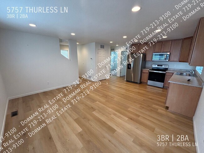 Building Photo - 5757 Thurless Ln