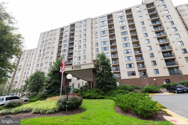 Foto del edificio - 6300 Stevenson Ave
