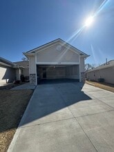 Building Photo - 1059 N 170th Ave