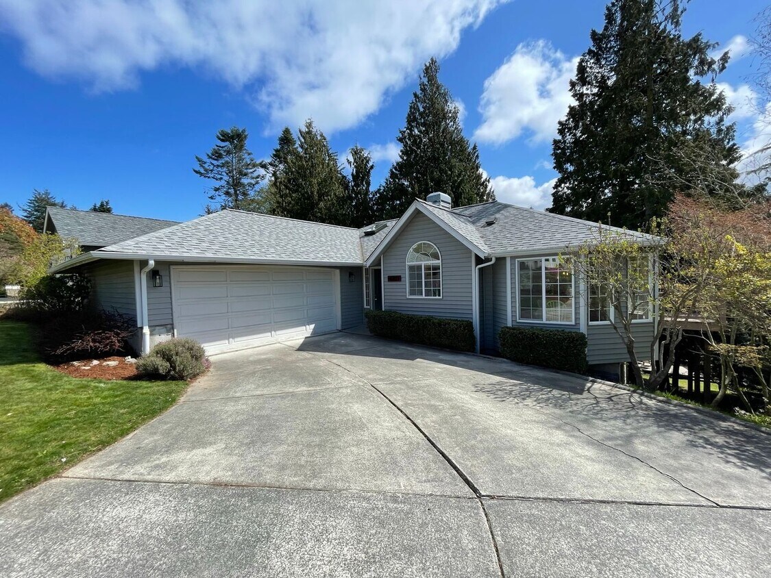 Foto principal - 4303 Kingsway