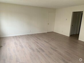 Building Photo - 438 Silverwood Ave
