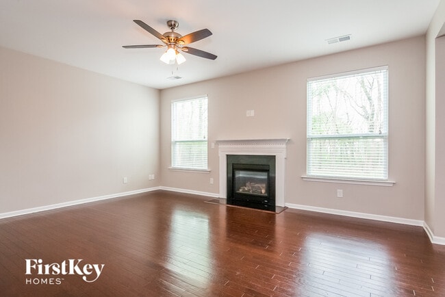 Building Photo - 3174 Helmsley Ct