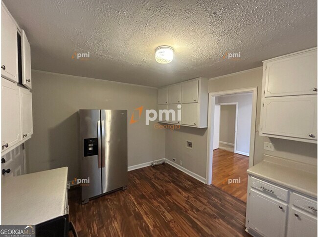 Foto del edificio - 1463 Beatty St