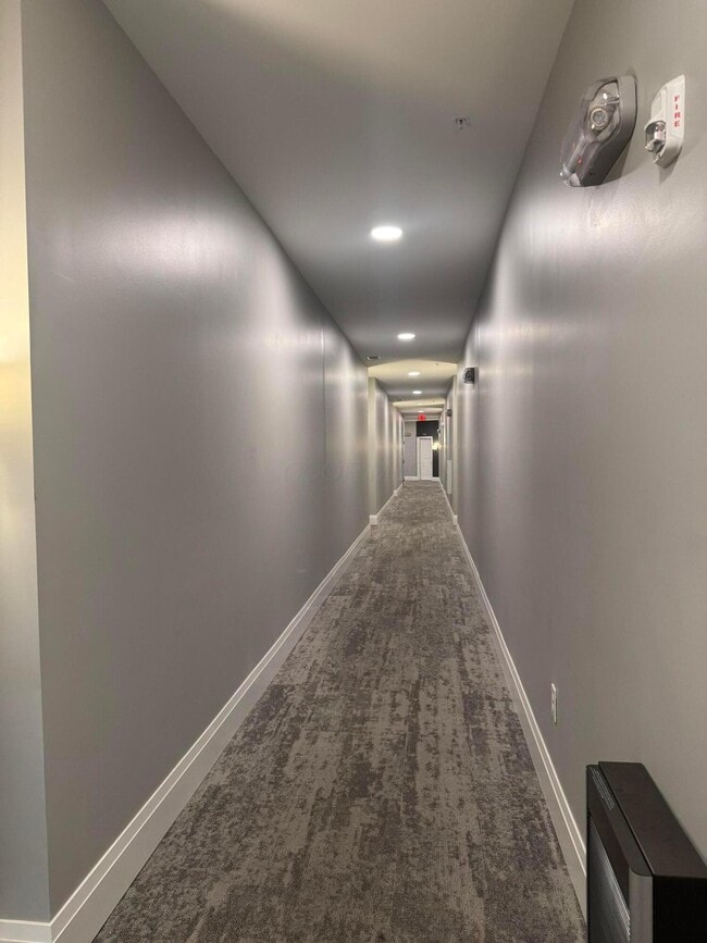 Foto del edificio - 6633 Dale Dr