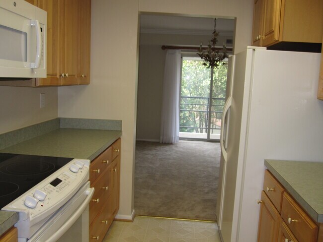 Foto del edificio - 15300 Wallbrook Ct