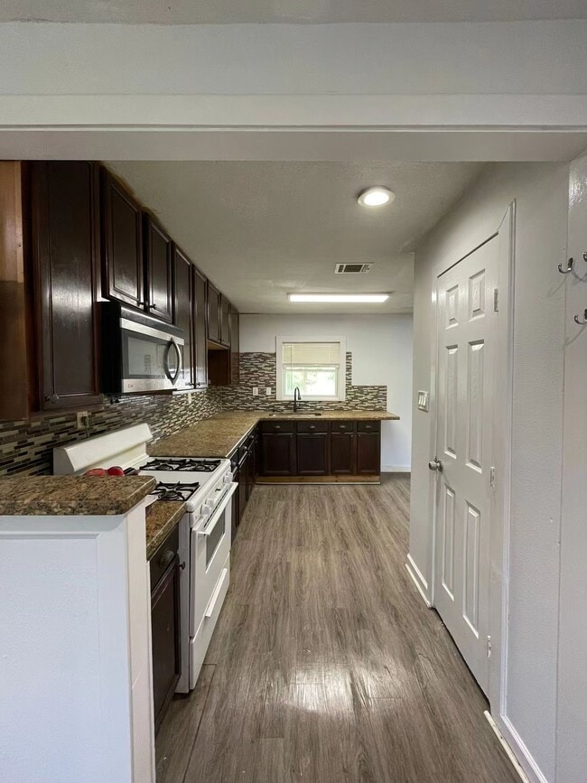 Building Photo - 7814 Richland Dr