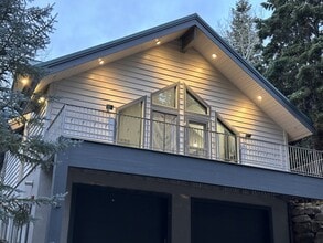 Building Photo - 6850 Canyon Drive Court