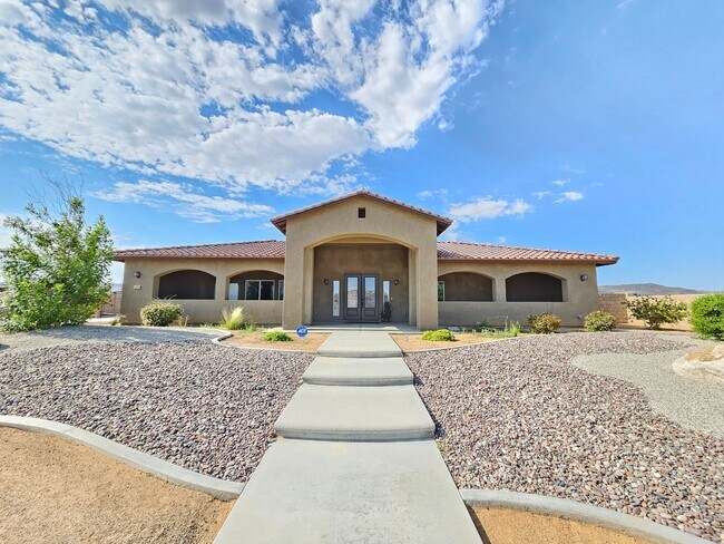 Building Photo - Dream Home 4 bed 3 bath Home!