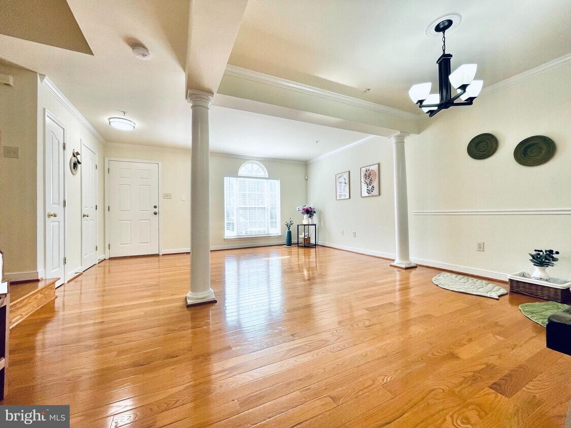 1208 Carli Ct, Catonsville, MD 21228 Townhome Rentals in Catonsville