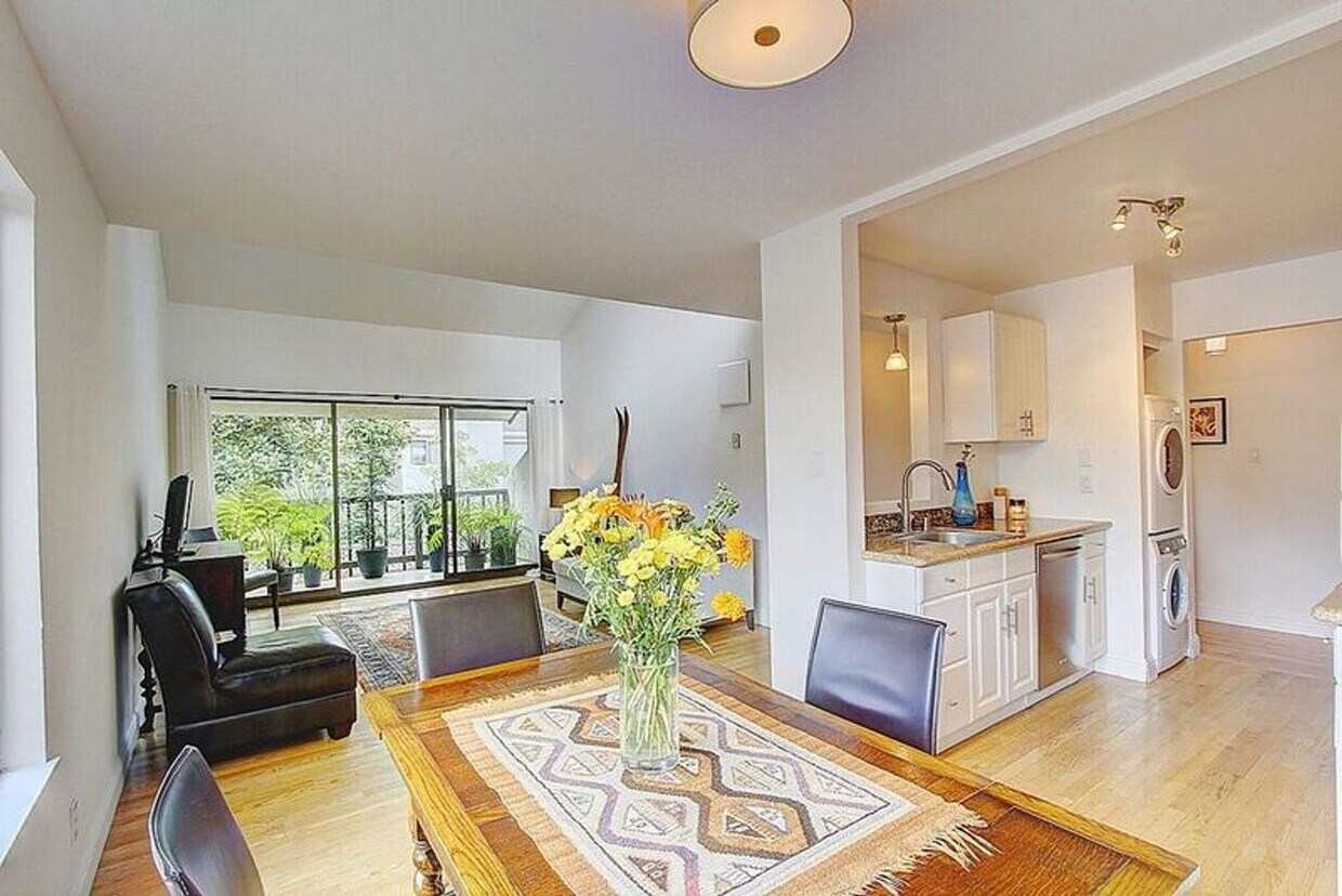 Foto principal - 1 br, 1 bath House - 40 Crystal Springs Ro...
