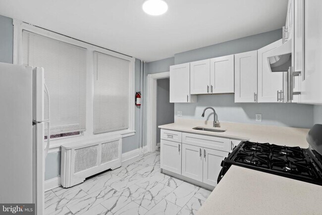 Building Photo - 4122 N 7th St