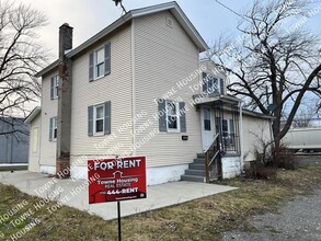 Building Photo - 340 Park Ave