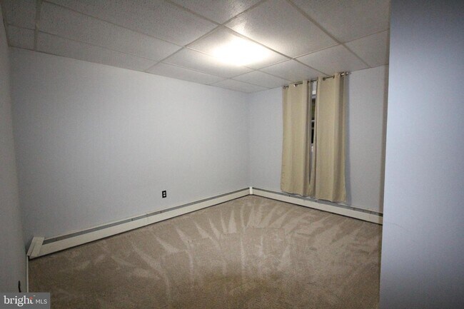 Building Photo - 1587 Orlando Rd