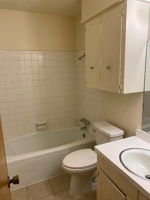 Foto del edificio - 9006 Woodbine Dr