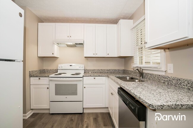 Building Photo - 4590 Shamrock Place Southeast, Mableton, G...