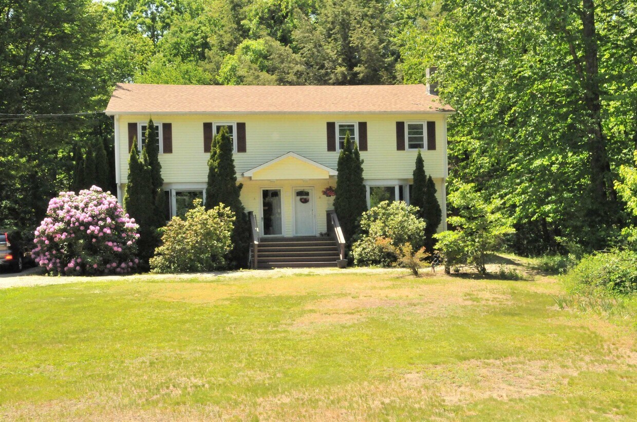 73 MoSett Ave, Goffstown, NH 03045 Townhome Rentals in Goffstown NH